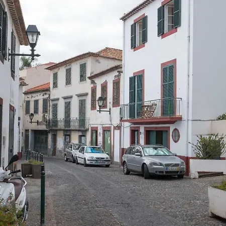 Madeira Santa Maria